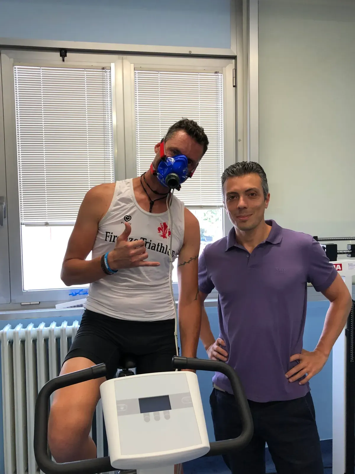Dott. Caselli durante una visita medico sportiva presso il Centro Medicina Sportiva Pistoia